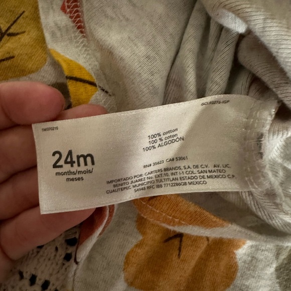 Carters toddler PJ - Picture 2 of 3